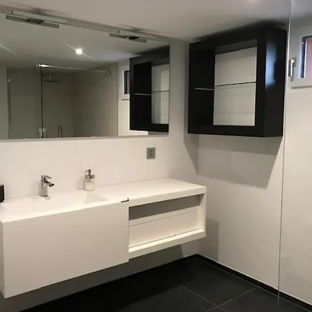 Blue River Apartment