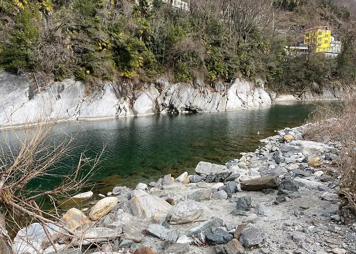 Blue River 아파트 로손